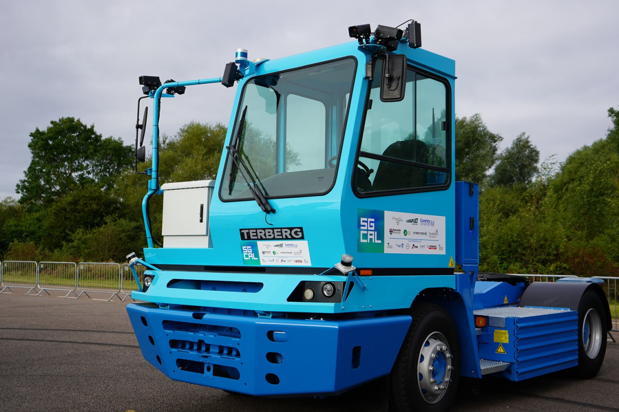 Electric, connected and autonomous meet the yard tractor of the future